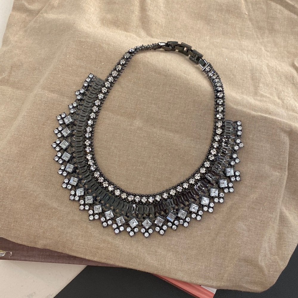 Stella & Dot Bib Necklace